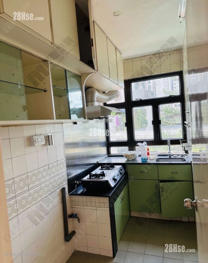 Clague Garden Estate Rental 2 Bedrooms , 1 Bathroom 502 ft² ( 46.6 m² ) Clague Garden Estate Rental 2 Bedrooms , 1 Bathroom 502 ft² ( 46.6 m² )