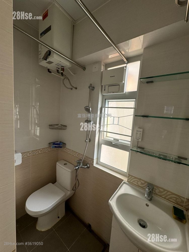 Man Shek Building Rental 246 ft² ( 22.9 m² ) Man Shek Building Rental 246 ft² ( 22.9 m² )