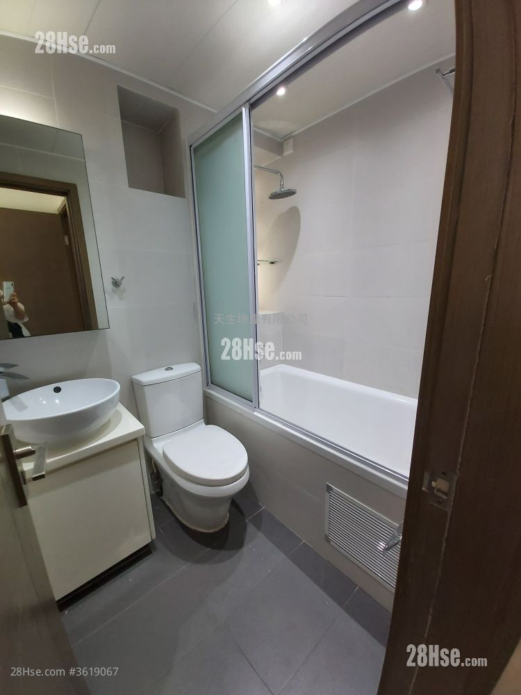 Illumination Terrace Rental 3 Bedrooms , 2 Bathrooms 731 ft² ( 67.9 m² ) Illumination Terrace Rental 3 Bedrooms , 2 Bathrooms 731 ft² ( 67.9 m² )