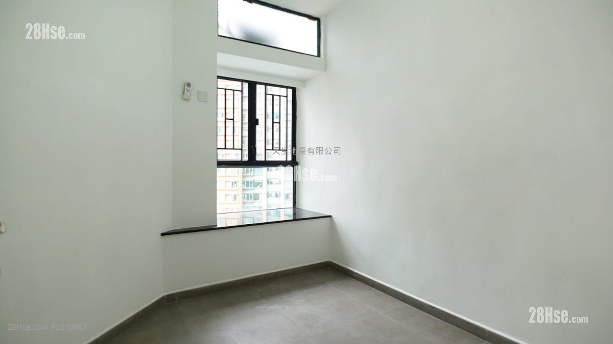 Illumination Terrace Rental 3 Bedrooms , 2 Bathrooms 731 ft² ( 67.9 m² ) Illumination Terrace Rental 3 Bedrooms , 2 Bathrooms 731 ft² ( 67.9 m² )