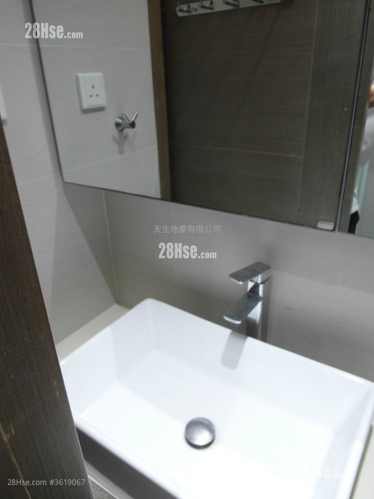 Illumination Terrace Rental 3 Bedrooms , 2 Bathrooms 731 ft² ( 67.9 m² ) Illumination Terrace Rental 3 Bedrooms , 2 Bathrooms 731 ft² ( 67.9 m² )