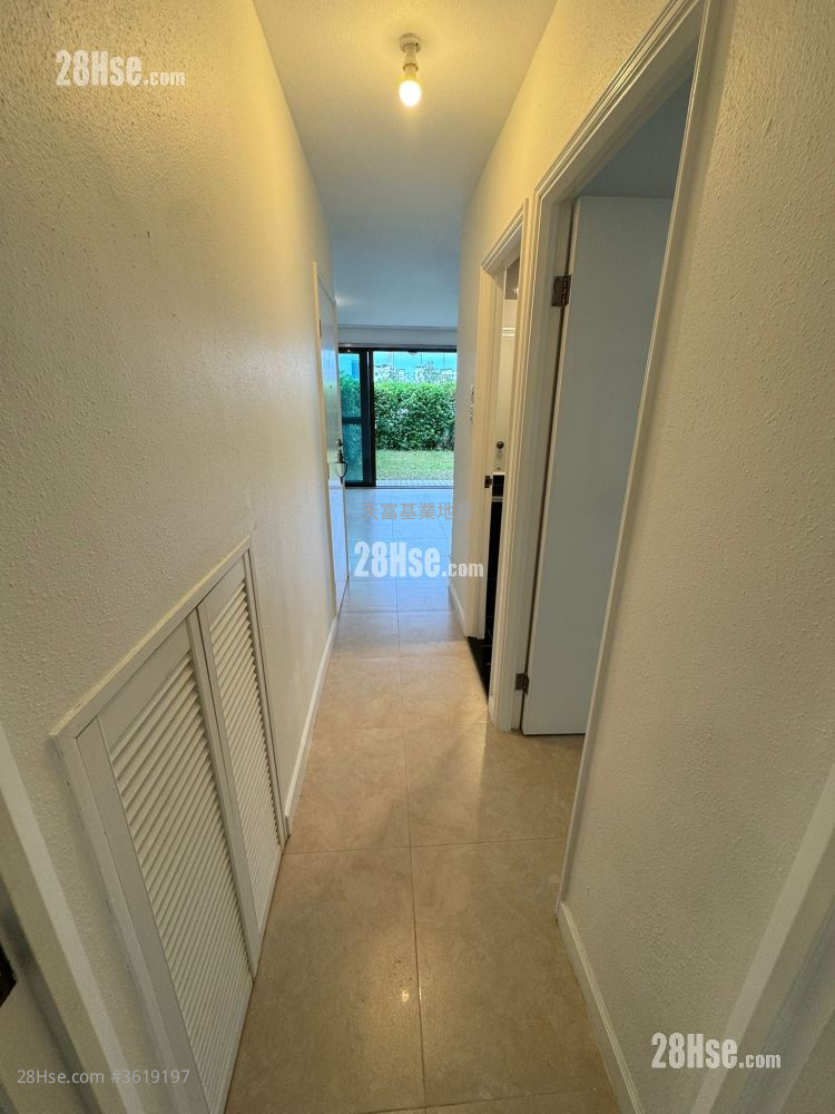 Pan Long Wan Village Rental 2 Bedrooms , 1 Bathroom 700 ft² ( 65.0 m² ) Pan Long Wan Village Rental 2 Bedrooms , 1 Bathroom 700 ft² ( 65.0 m² )