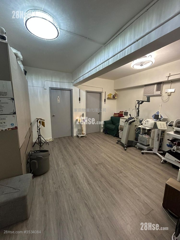 Cheung Hing Building Rental 2 Bedrooms , 1 Bathroom 526 ft² ( 48.9 m² )