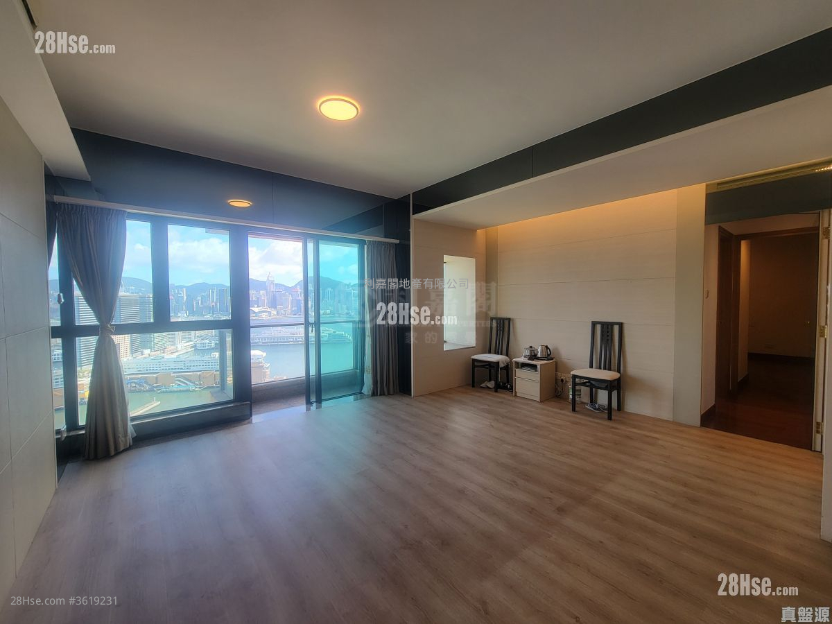 The Arch Rental 3 Bedrooms , 2 Bathrooms 969 ft² ( 90.0 m² ) The Arch Rental 3 Bedrooms , 2 Bathrooms 969 ft² ( 90.0 m² )