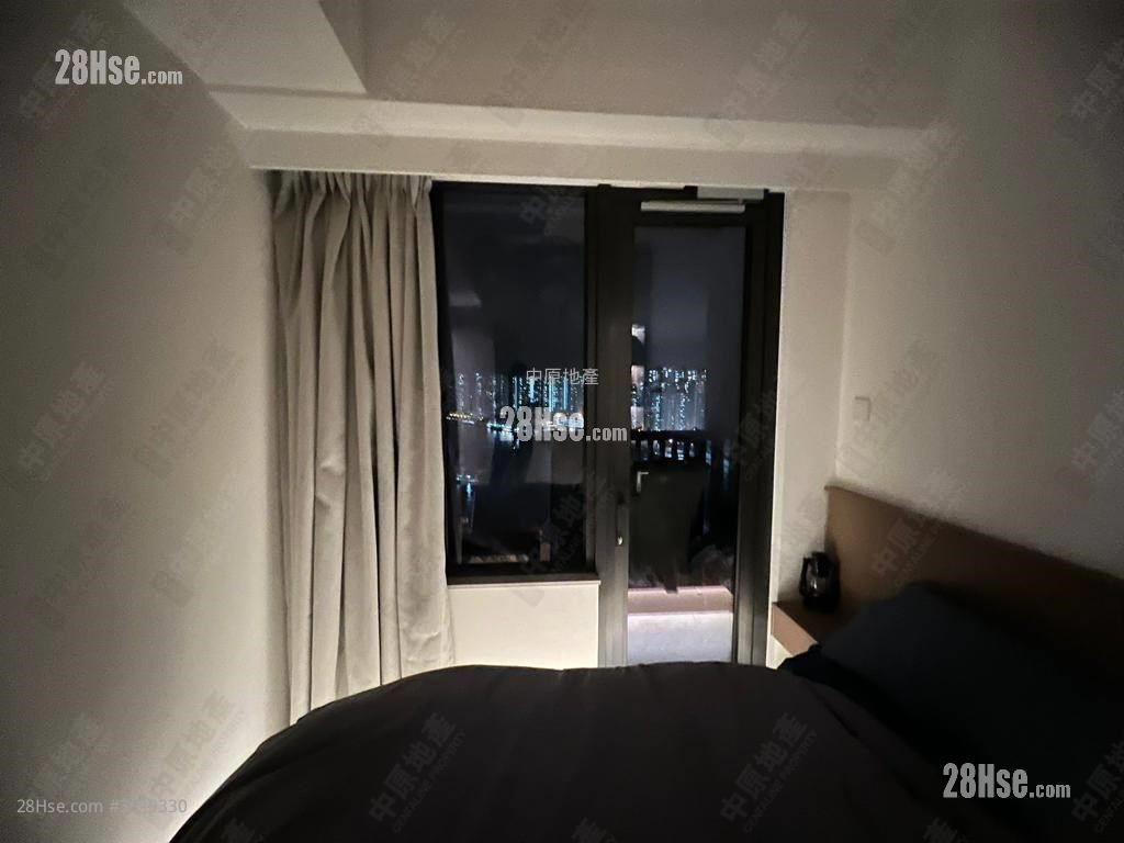 Regency Bay Sell 2 Bedrooms 440 ft² ( 40.9 m² ) Regency Bay Sell 2 Bedrooms 440 ft² ( 40.9 m² )
