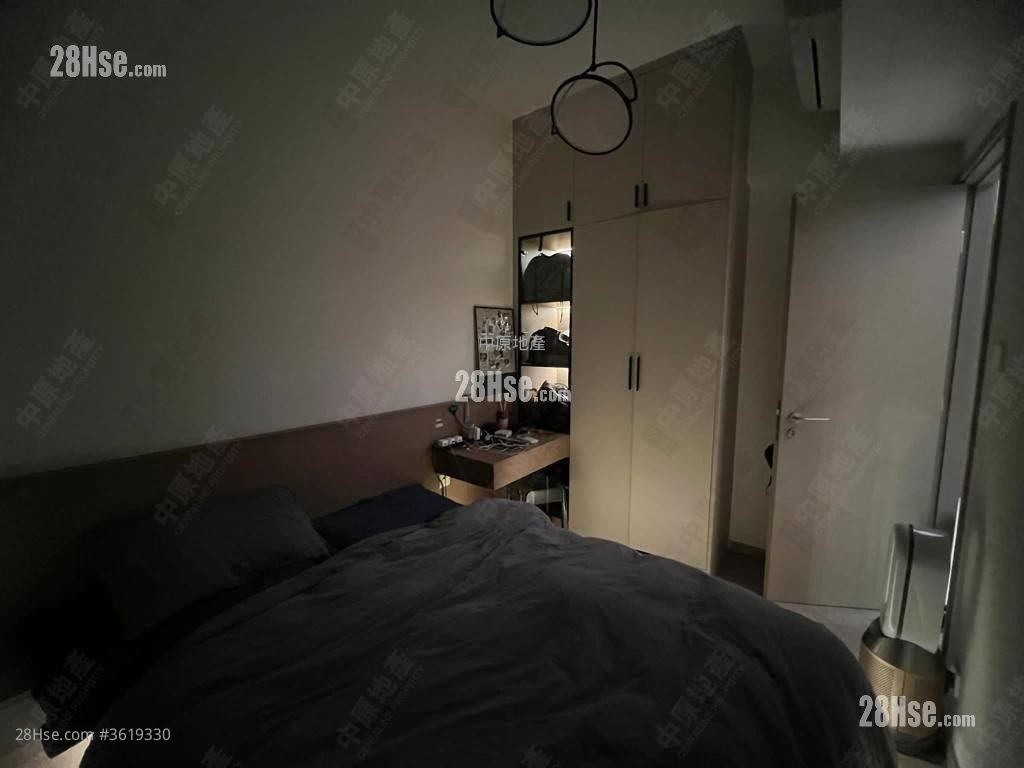Regency Bay Sell 2 Bedrooms 440 ft² ( 40.9 m² ) Regency Bay Sell 2 Bedrooms 440 ft² ( 40.9 m² )
