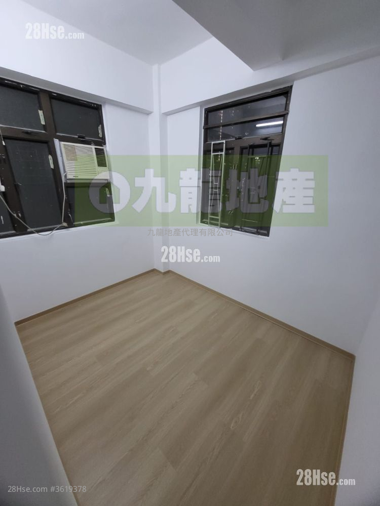 五联大厦 租盘 3 房 , 1 浴室 352 平方尺 ( 32.7 平方米 ) 五联大厦 租盘 3 房 , 1 浴室 352 平方尺 ( 32.7 平方米 )