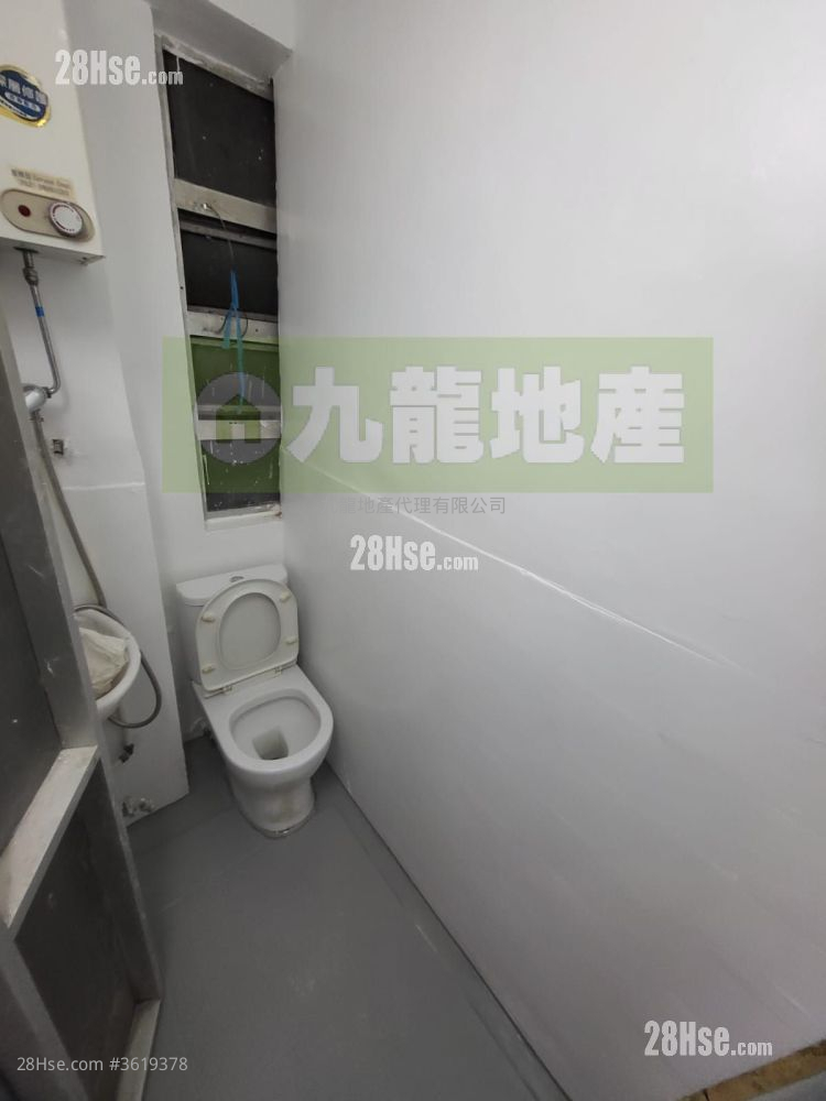 五联大厦 租盘 3 房 , 1 浴室 352 平方尺 ( 32.7 平方米 ) 五联大厦 租盘 3 房 , 1 浴室 352 平方尺 ( 32.7 平方米 )