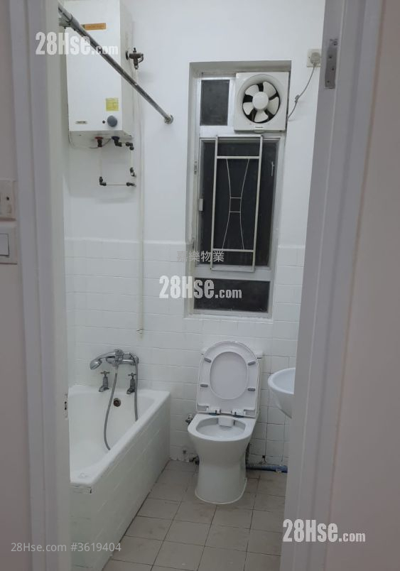 Haven Court Rental 2 Bedrooms , 1 Bathroom 495 ft² ( 46.0 m² ) Haven Court Rental 2 Bedrooms , 1 Bathroom 495 ft² ( 46.0 m² )