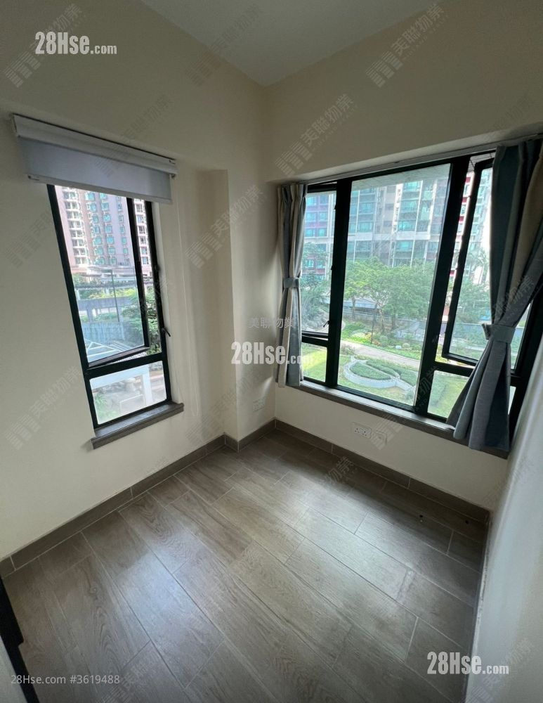 Dawning Views Sell 2 Bedrooms 393 ft² ( 36.5 m² ) Dawning Views Sell 2 Bedrooms 393 ft² ( 36.5 m² )