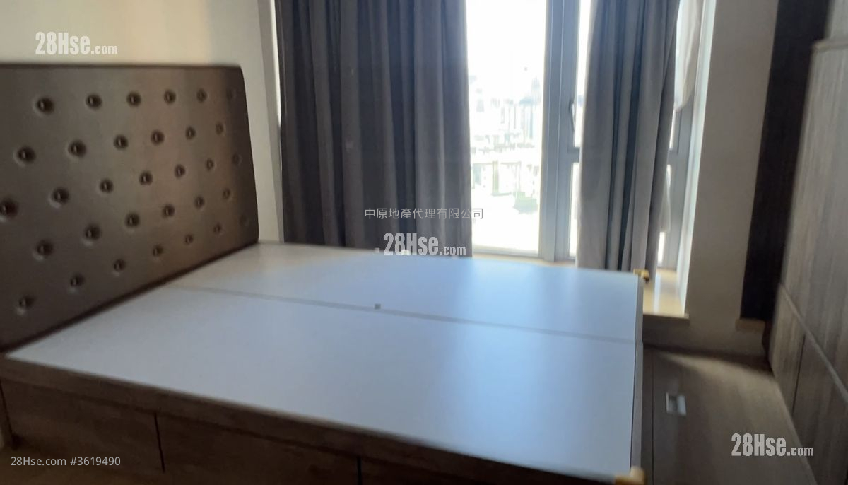 Manhattan Hill Rental 2 Bedrooms , 1 Bathroom 538 ft² ( 50.0 m² ) Manhattan Hill Rental 2 Bedrooms , 1 Bathroom 538 ft² ( 50.0 m² )