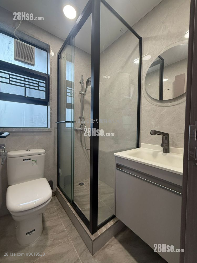 Ho Chung New Village Rental 3 Bedrooms , 2 Bathrooms 630 ft² ( 58.5 m² ) Ho Chung New Village Rental 3 Bedrooms , 2 Bathrooms 630 ft² ( 58.5 m² )