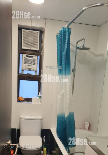 Tin Sam Tsuen Rental 3 Bedrooms , 1 Bathroom 600 ft² ( 55.7 m² ) Tin Sam Tsuen Rental 3 Bedrooms , 1 Bathroom 600 ft² ( 55.7 m² )