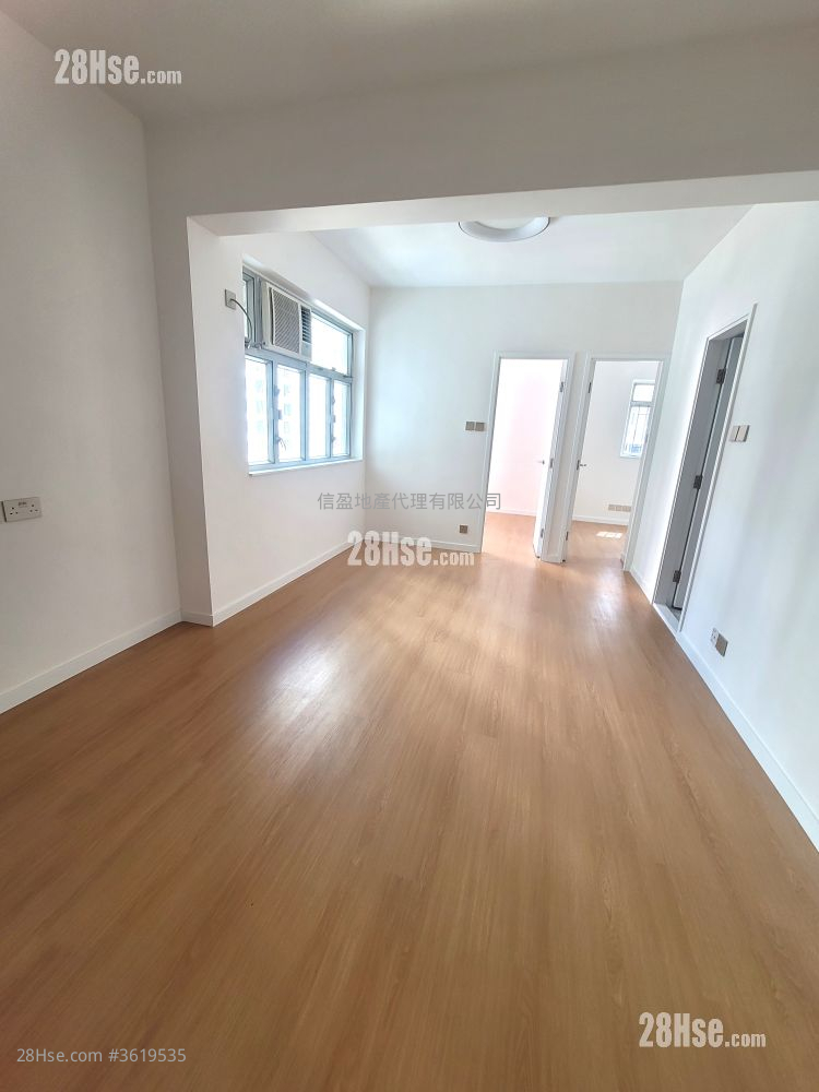 华凯大厦 售盘 3 房 , 2 浴室 674 平方尺 ( 62.6 平方米 ) 华凯大厦 售盘 3 房 , 2 浴室 674 平方尺 ( 62.6 平方米 )