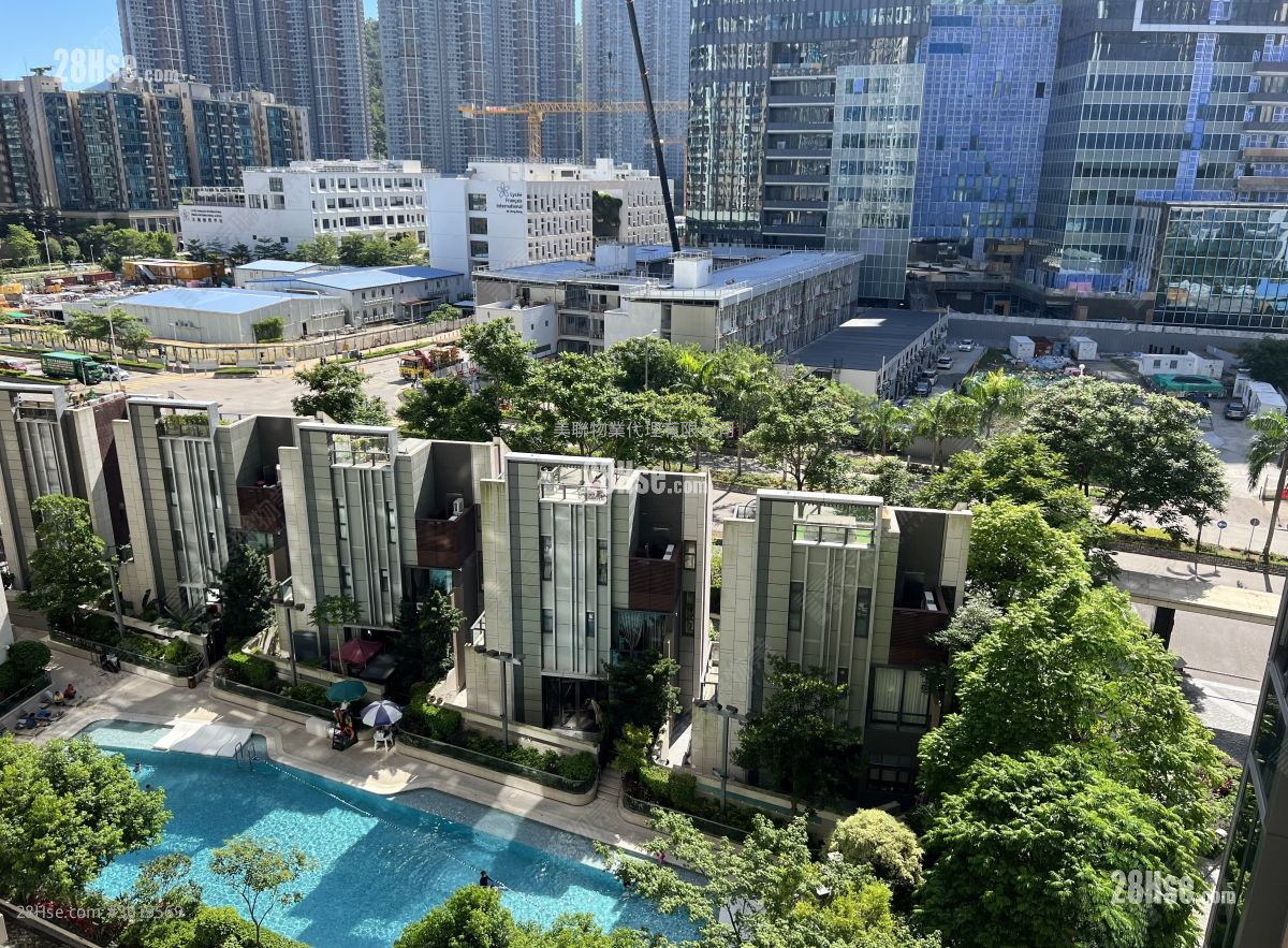 The Wings Sell 1 Bedroom , 1 Bathroom 362 ft² ( 33.6 m² ) The Wings Sell 1 Bedroom , 1 Bathroom 362 ft² ( 33.6 m² )