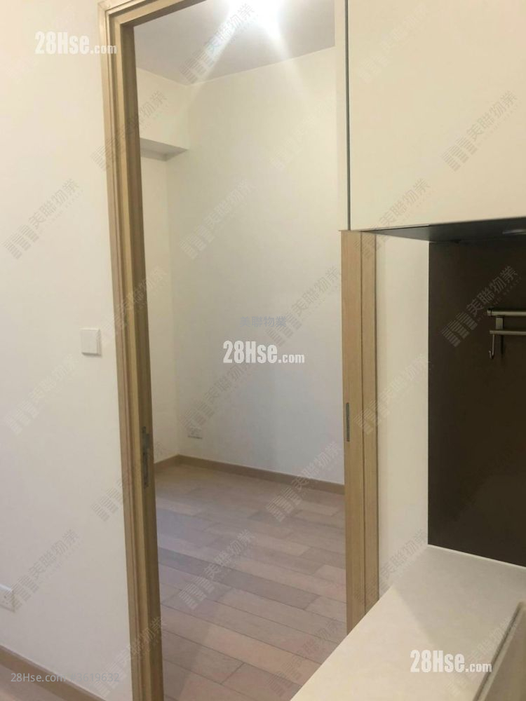 Twin Peaks Sell 1 Bedroom 357 ft² ( 33.2 m² ) Twin Peaks Sell 1 Bedroom 357 ft² ( 33.2 m² )