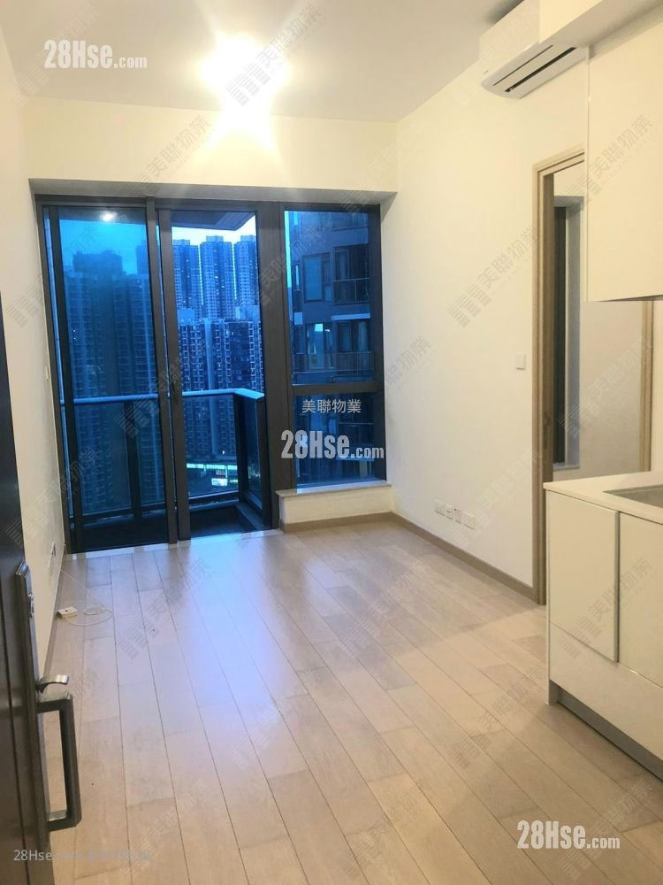Twin Peaks Sell 1 Bedroom 357 ft² ( 33.2 m² ) Twin Peaks Sell 1 Bedroom 357 ft² ( 33.2 m² )