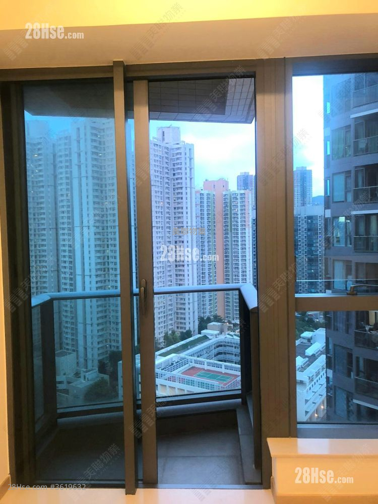 Twin Peaks Sell 1 Bedroom 357 ft² ( 33.2 m² ) Twin Peaks Sell 1 Bedroom 357 ft² ( 33.2 m² )