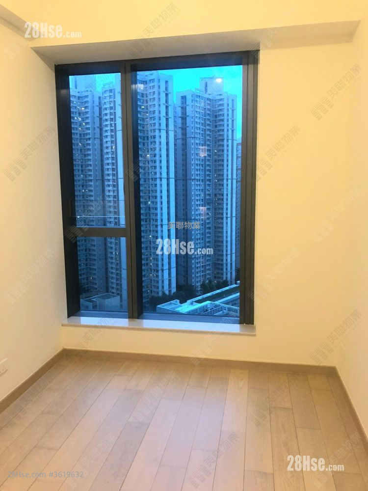 Twin Peaks Sell 1 Bedroom 357 ft² ( 33.2 m² ) Twin Peaks Sell 1 Bedroom 357 ft² ( 33.2 m² )