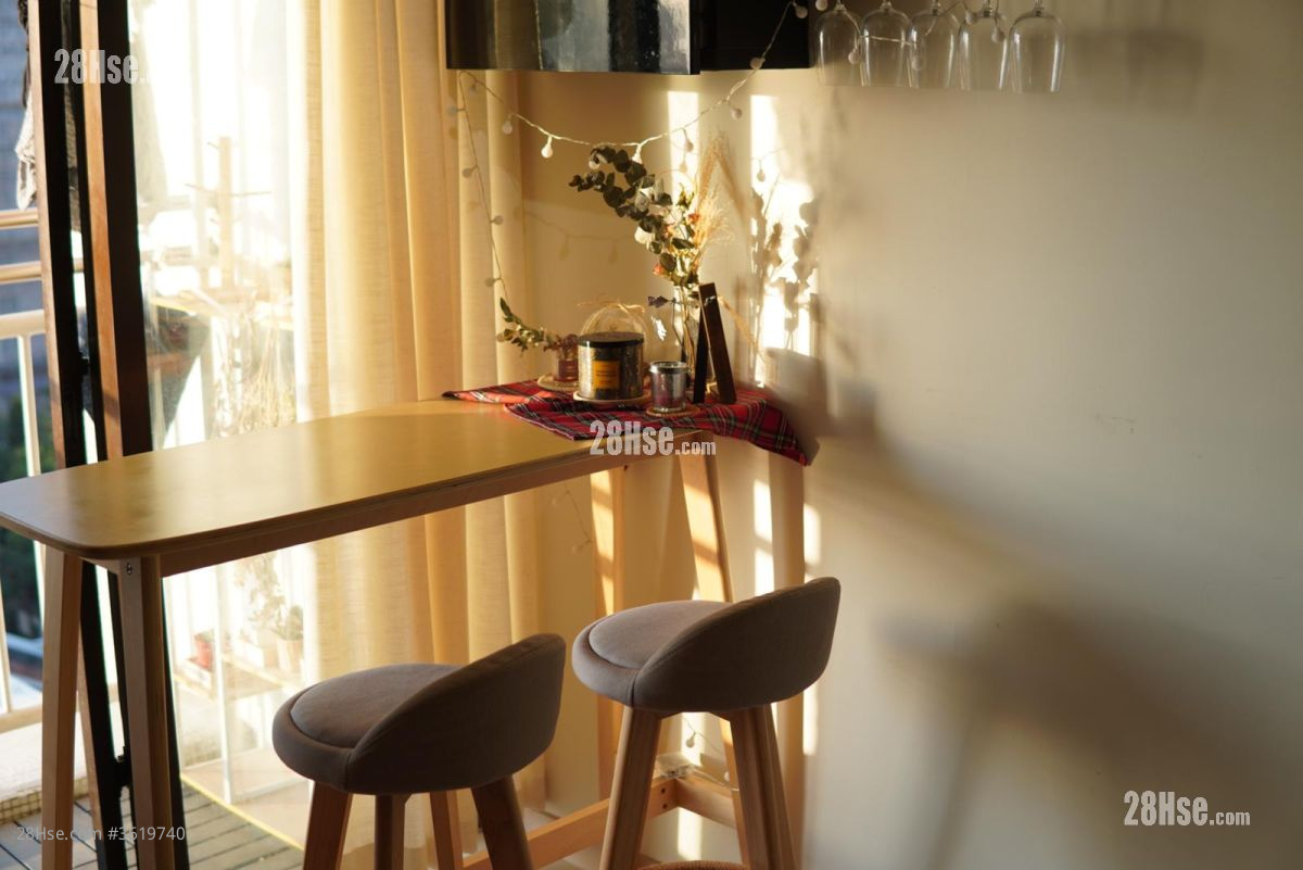 Clague Garden Estate Rental 1 Bedroom , 1 Bathroom 357 ft² ( 33.2 m² ) Clague Garden Estate Rental 1 Bedroom , 1 Bathroom 357 ft² ( 33.2 m² )