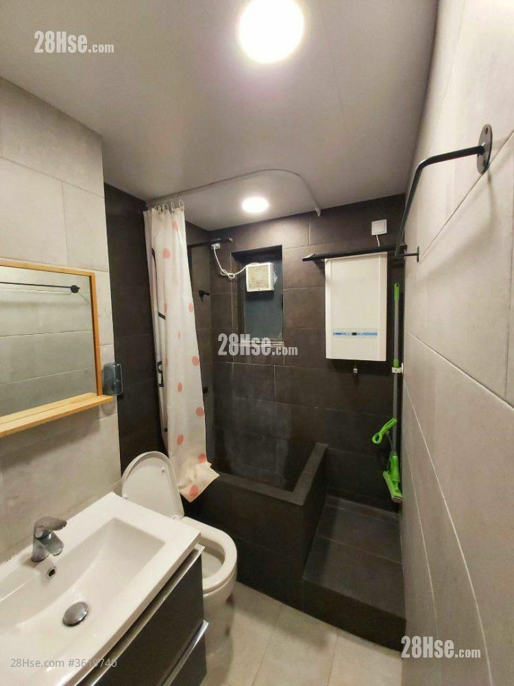 Clague Garden Estate Rental 1 Bedroom , 1 Bathroom 357 ft² ( 33.2 m² ) Clague Garden Estate Rental 1 Bedroom , 1 Bathroom 357 ft² ( 33.2 m² )