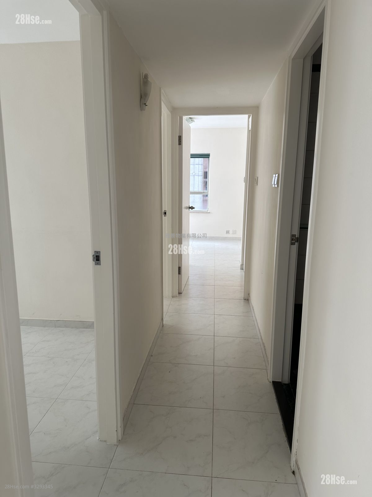 Island Place Rental 3 Bedrooms , 2 Bathrooms 773 ft² ( 71.8 m² ) Island Place Rental 3 Bedrooms , 2 Bathrooms 773 ft² ( 71.8 m² )