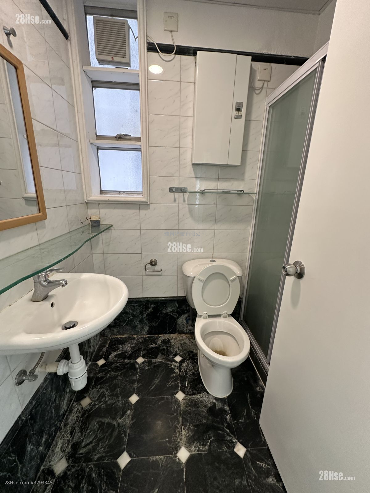 Island Place Rental 3 Bedrooms , 2 Bathrooms 773 ft² ( 71.8 m² ) Island Place Rental 3 Bedrooms , 2 Bathrooms 773 ft² ( 71.8 m² )
