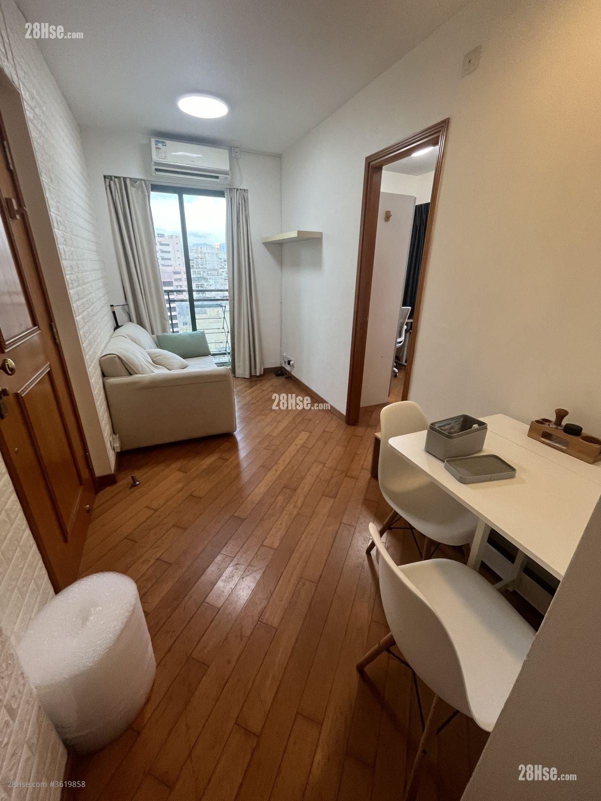 Medal Court Rental 1 Bedroom , 1 Bathroom 372 ft² ( 34.6 m² ) Medal Court Rental 1 Bedroom , 1 Bathroom 372 ft² ( 34.6 m² )