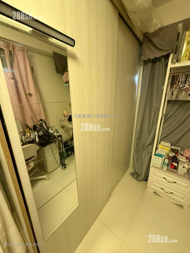 Double Mansion Sell 2 Bedrooms , 1 Bathroom 291 ft² ( 27.0 m² ) Double Mansion Sell 2 Bedrooms , 1 Bathroom 291 ft² ( 27.0 m² )