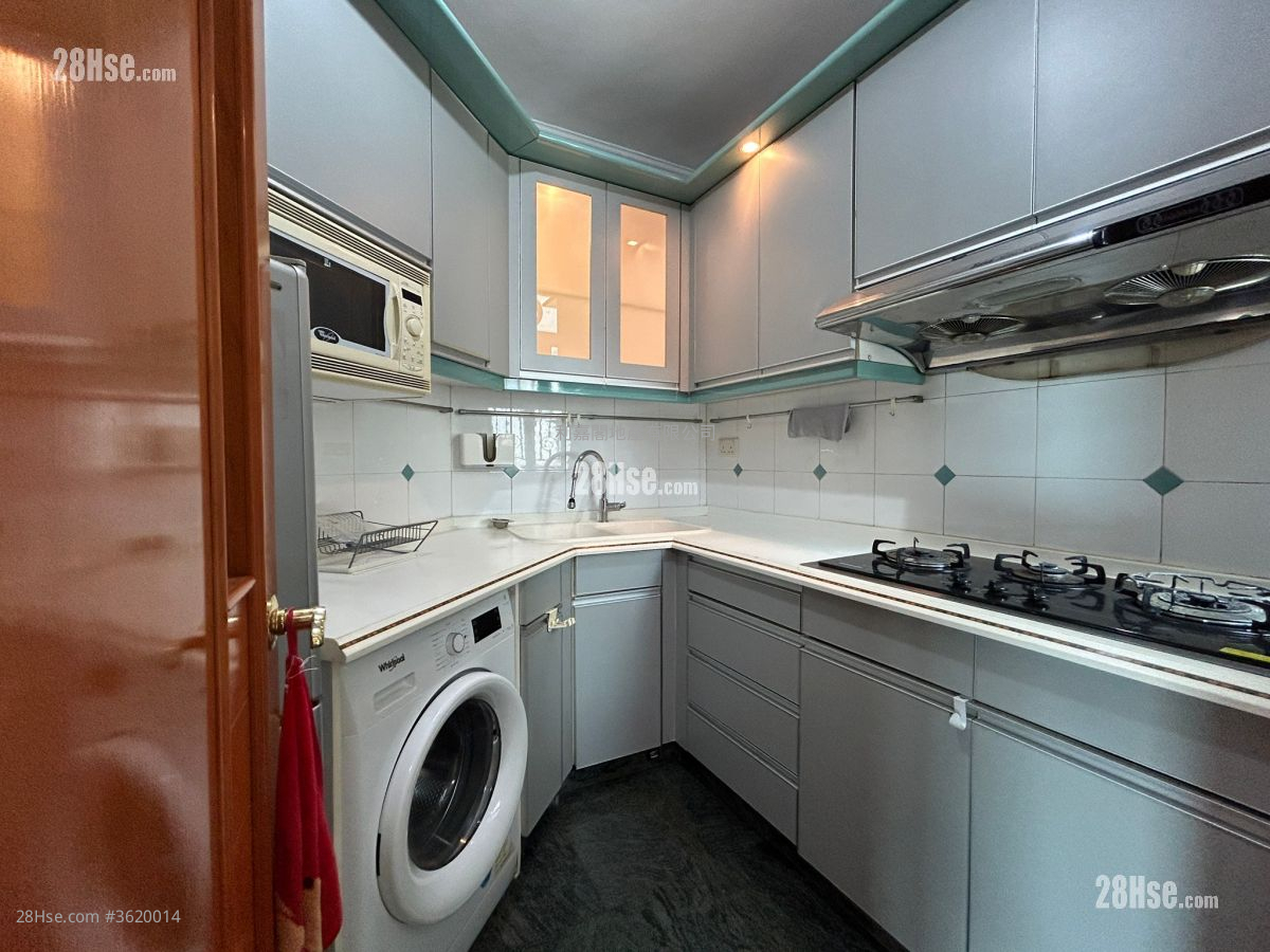 Villa Esplanada Sell 2 Bedrooms , 1 Bathroom 519 ft² ( 48.2 m² ) Villa Esplanada Sell 2 Bedrooms , 1 Bathroom 519 ft² ( 48.2 m² )