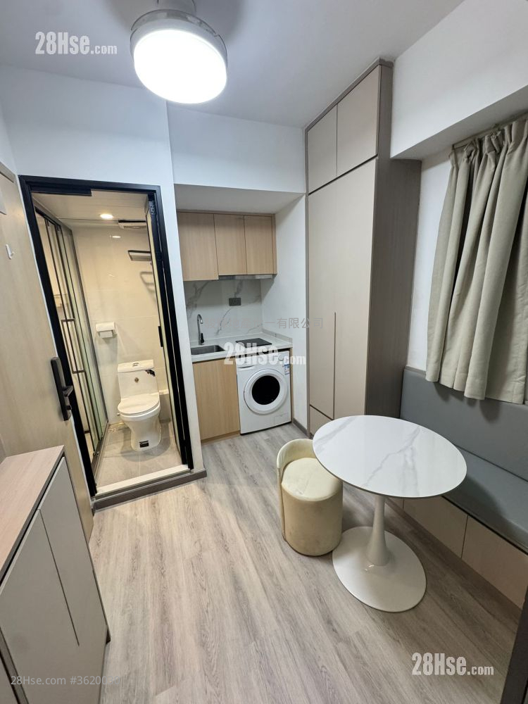 Yiu Kei Mansion Rental Studio , 1 Bathroom 150 ft² ( 13.9 m² ) Yiu Kei Mansion Rental Studio , 1 Bathroom 150 ft² ( 13.9 m² )