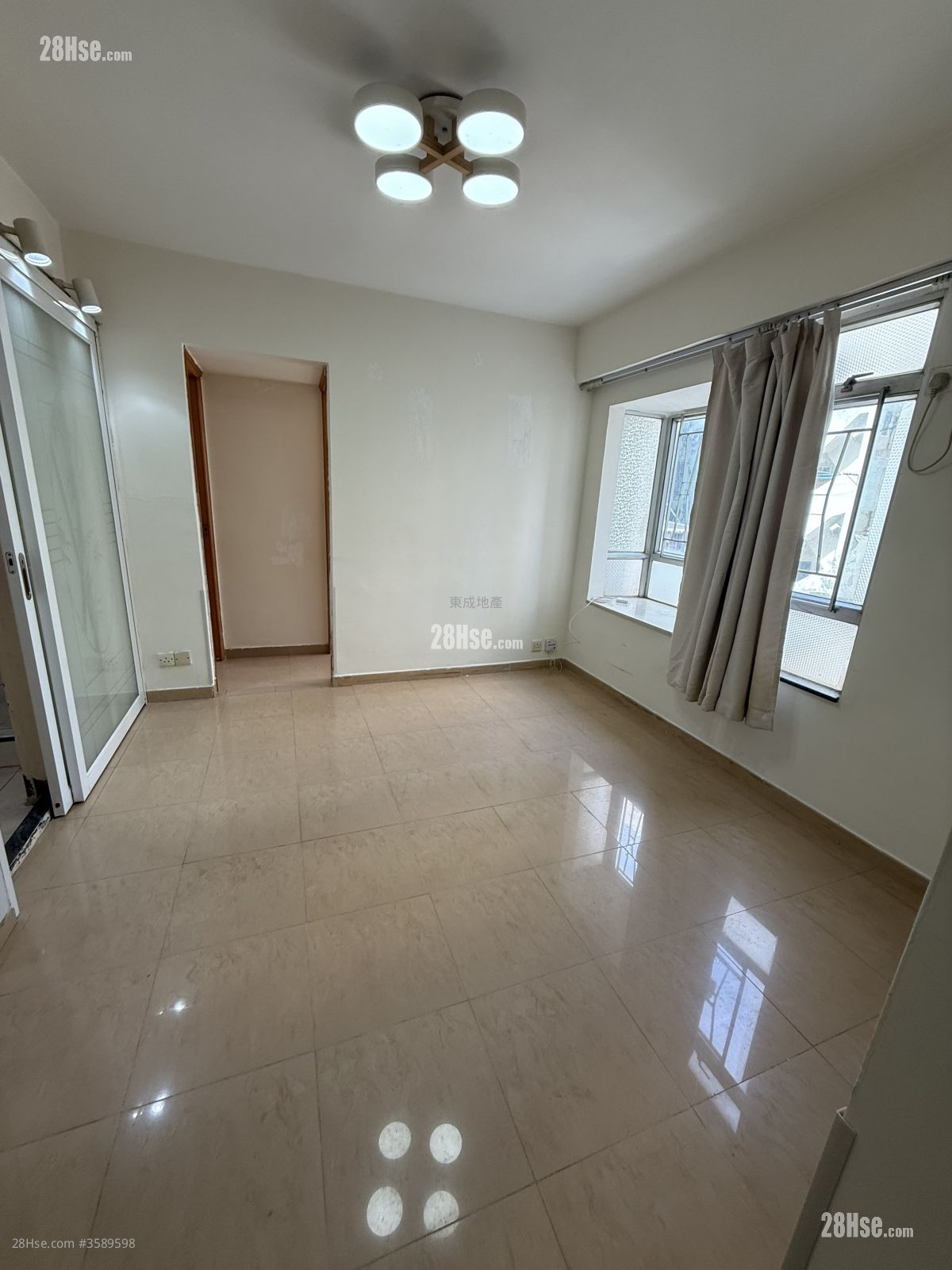 Sanford Mansion Rental 2 Bedrooms , 1 Bathroom 298 ft² ( 27.7 m² )