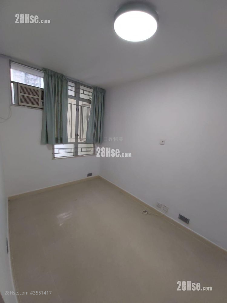 Tung Yan Court Rental Studio , 1 Bathroom 211 ft² ( 19.6 m² ) Tung Yan Court Rental Studio , 1 Bathroom 211 ft² ( 19.6 m² )