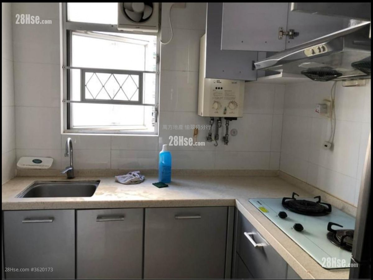 愉翠苑 售盘 2 房 , 1 浴室 517 平方尺 ( 48.0 平方米 ) 愉翠苑 售盘 2 房 , 1 浴室 517 平方尺 ( 48.0 平方米 )