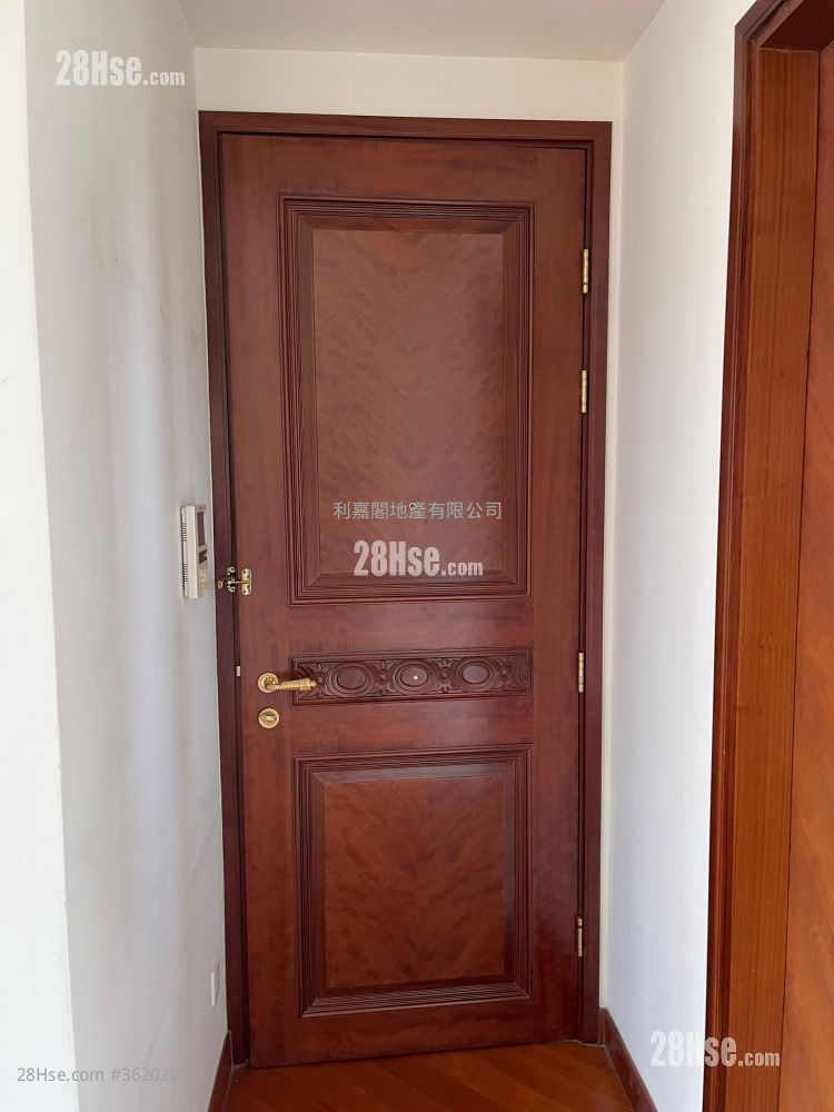 The Coronation Rental 1 Bedroom , 1 Bathroom 483 ft² ( 44.9 m² ) The Coronation Rental 1 Bedroom , 1 Bathroom 483 ft² ( 44.9 m² )