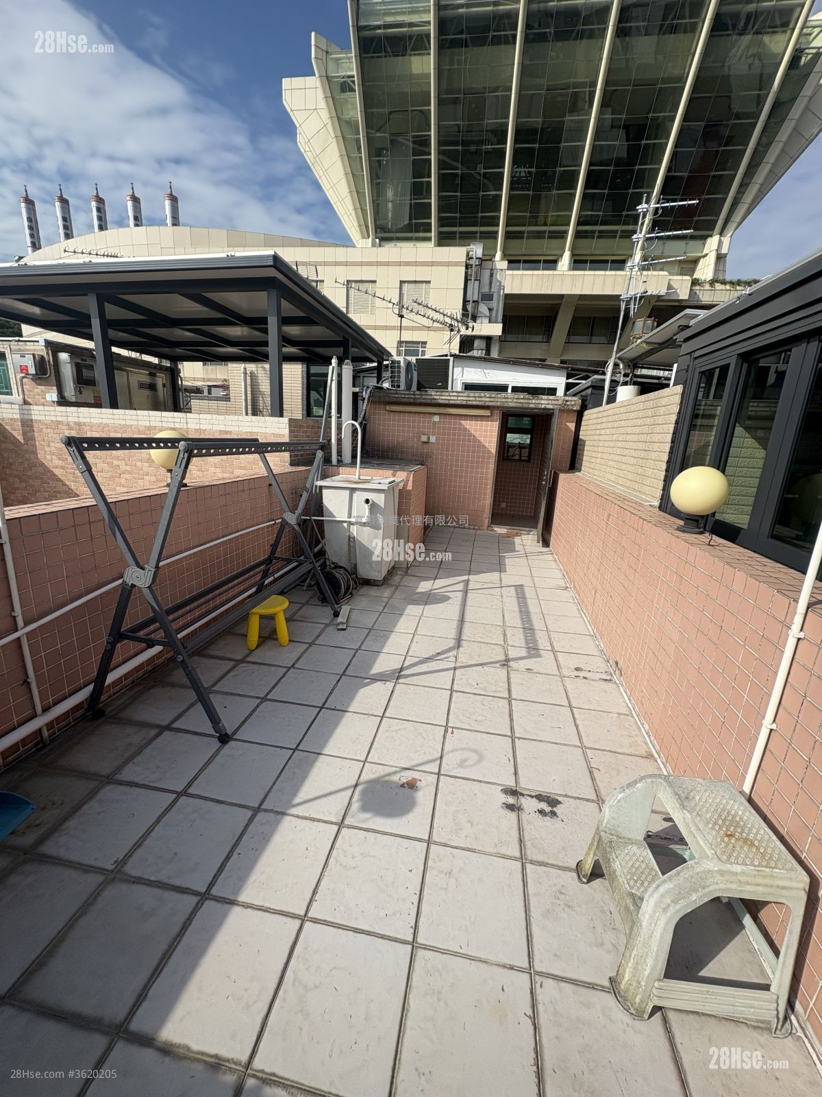 蓝地大街 租盘 1 房 , 1 浴室 360 平方尺 ( 33.4 平方米 ) 蓝地大街 租盘 1 房 , 1 浴室 360 平方尺 ( 33.4 平方米 )