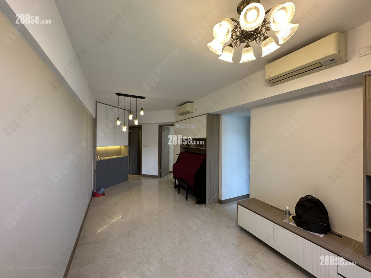 Ocean Pride Rental 3 Bedrooms , 3 Bathrooms 820 ft² ( 76.2 m² ) Ocean Pride Rental 3 Bedrooms , 3 Bathrooms 820 ft² ( 76.2 m² )