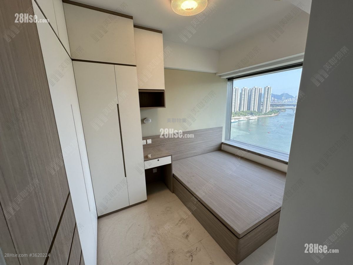 Ocean Pride Rental 3 Bedrooms , 3 Bathrooms 820 ft² ( 76.2 m² ) Ocean Pride Rental 3 Bedrooms , 3 Bathrooms 820 ft² ( 76.2 m² )
