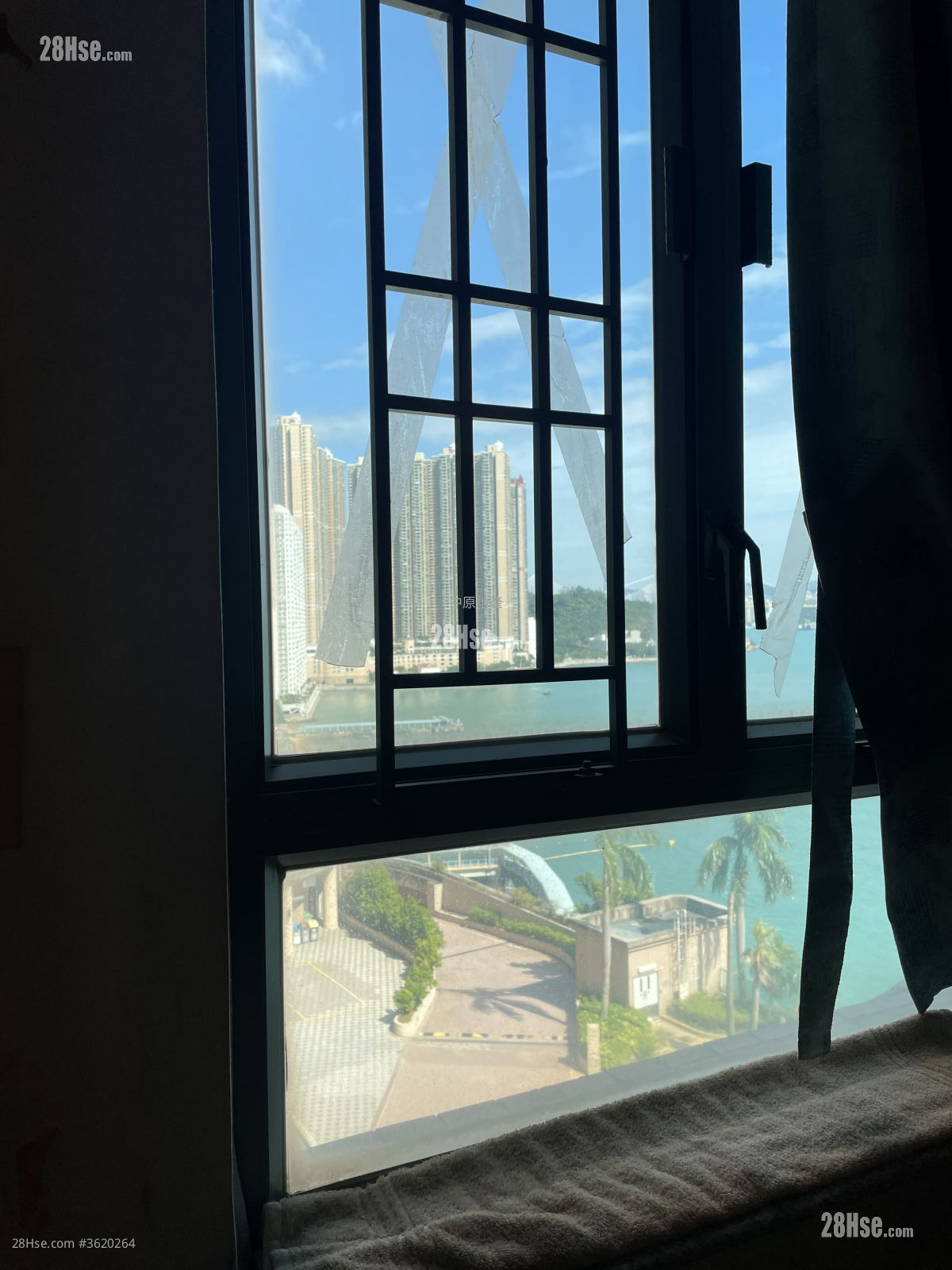 Sea Crest Villa Sell 1 Bedroom , 1 Bathroom 460 ft² ( 42.7 m² ) Sea Crest Villa Sell 1 Bedroom , 1 Bathroom 460 ft² ( 42.7 m² )