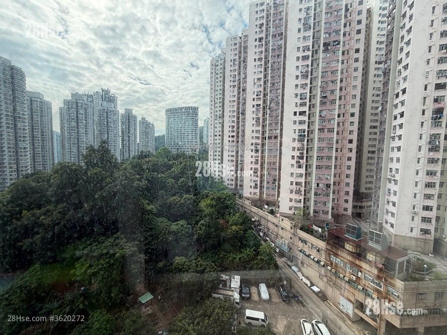 Tsuen King Garden Sell 2 Bedrooms 362 ft² ( 33.6 m² ) Tsuen King Garden Sell 2 Bedrooms 362 ft² ( 33.6 m² )