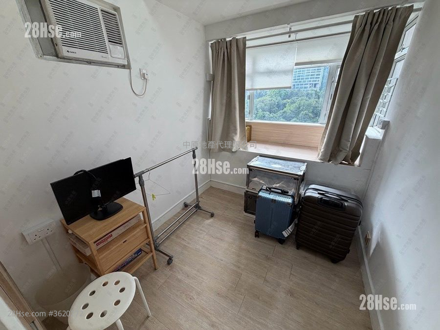 Tsuen King Garden Sell 2 Bedrooms 362 ft² ( 33.6 m² ) Tsuen King Garden Sell 2 Bedrooms 362 ft² ( 33.6 m² )