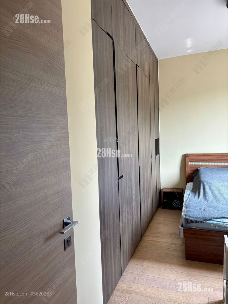 Solaria Sell 4 Bedrooms , 3 Bathrooms 1,067 ft² ( 99.1 m² ) Solaria Sell 4 Bedrooms , 3 Bathrooms 1,067 ft² ( 99.1 m² )