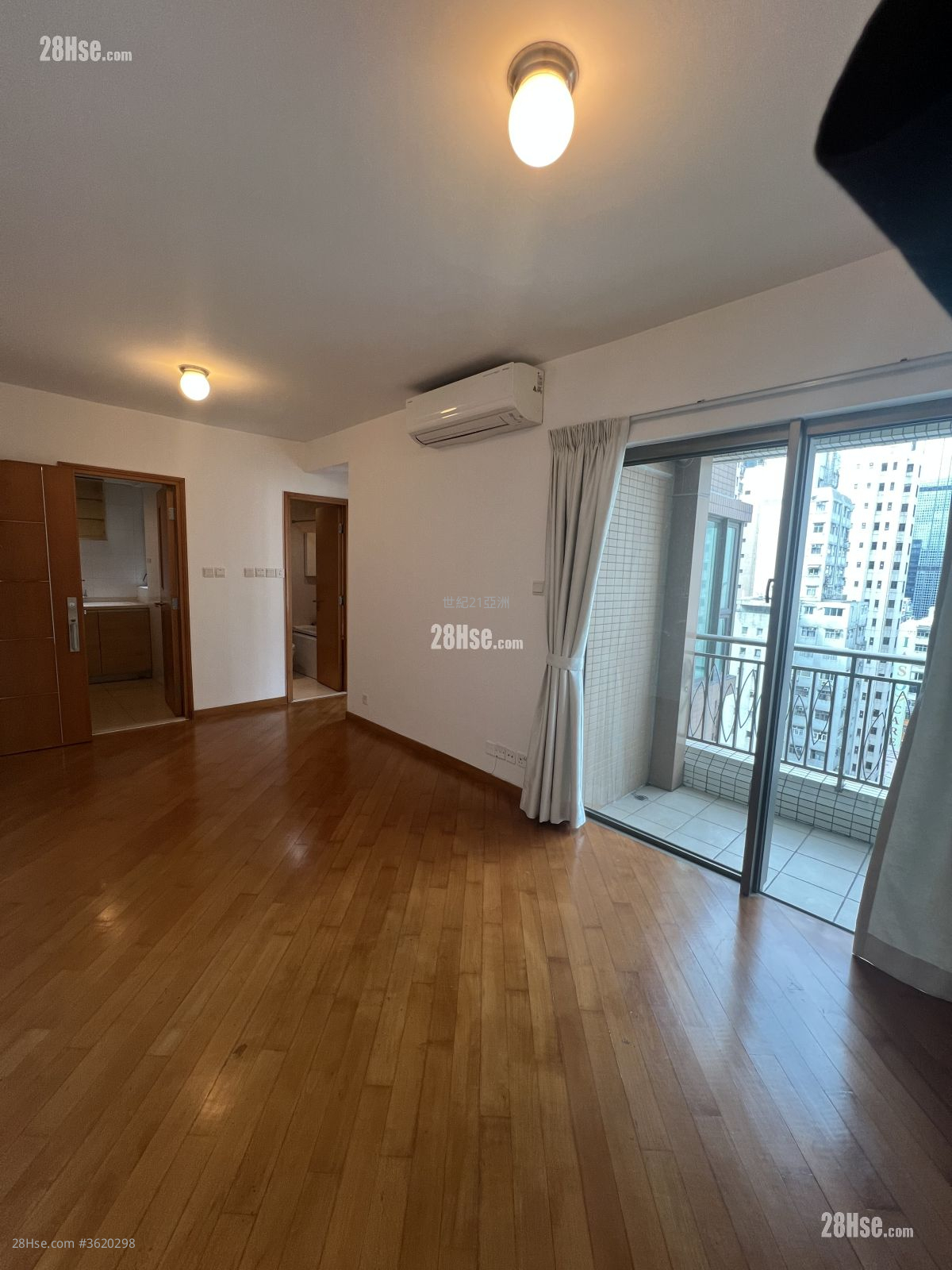 The Zenith Sell 2 Bedrooms , 1 Bathroom 489 ft² ( 45.4 m² )