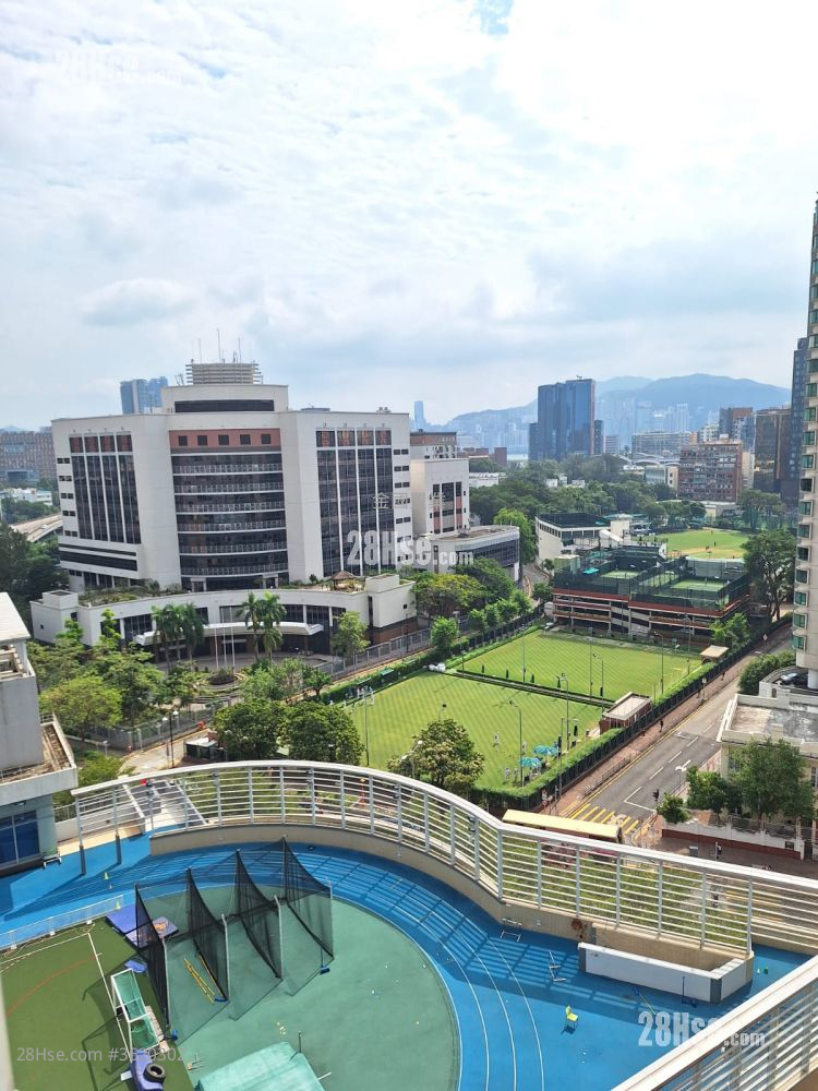 Tak Wai Building Rental 2 Bedrooms , 1 Bathroom 461 ft² ( 42.8 m² ) Tak Wai Building Rental 2 Bedrooms , 1 Bathroom 461 ft² ( 42.8 m² )