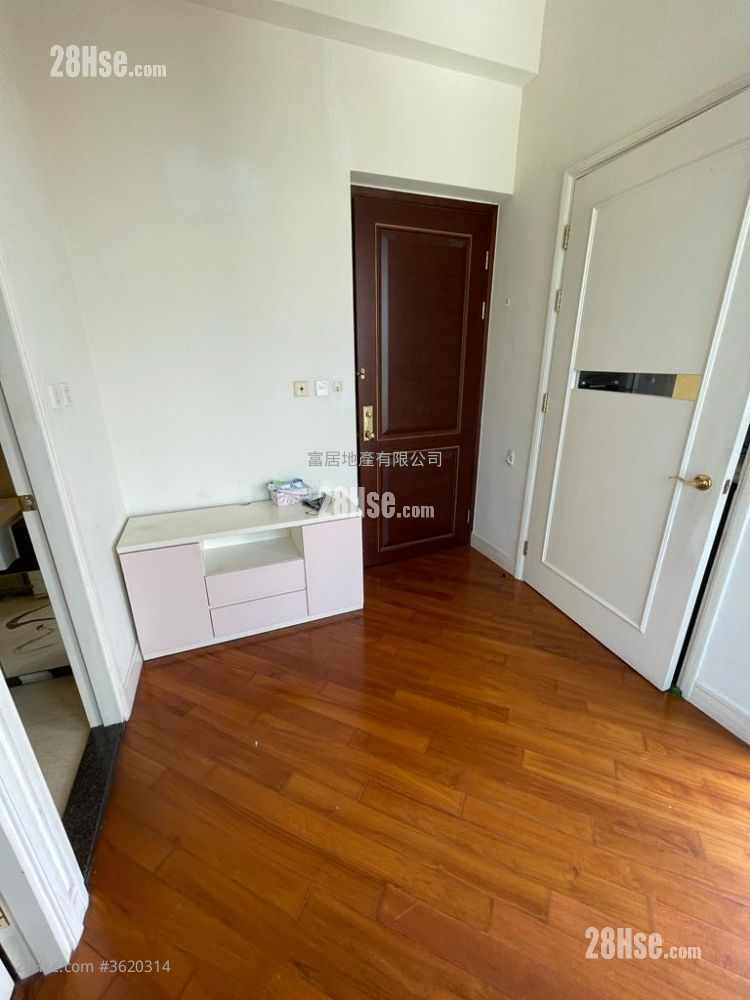 Maison Rose Rental 1 Bedroom , 1 Bathroom 272 ft² ( 25.3 m² ) Maison Rose Rental 1 Bedroom , 1 Bathroom 272 ft² ( 25.3 m² )