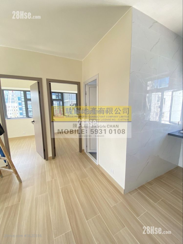 Hang Lung Bank Tsimshatsui Branch Building Rental 2 Bedrooms , 1 Bathroom 414 ft² ( 38.5 m² ) Hang Lung Bank Tsimshatsui Branch Building Rental 2 Bedrooms , 1 Bathroom 414 ft² ( 38.5 m² )