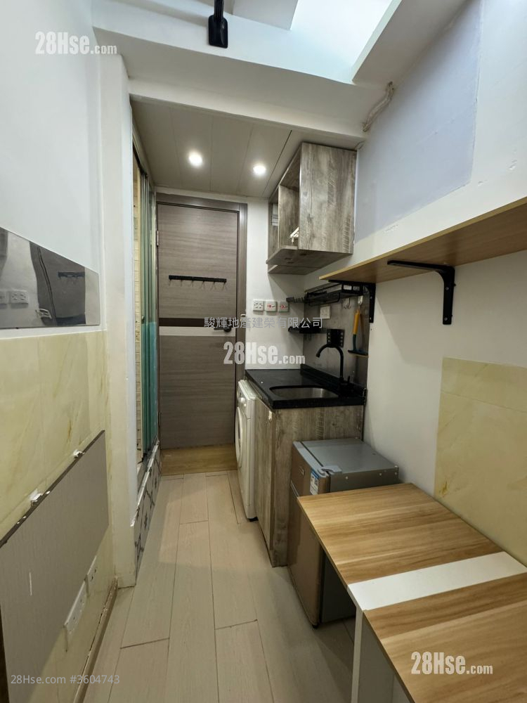 永乐大楼 租盘 开放式间隔 120 平方尺 ( 11.1 平方米 )