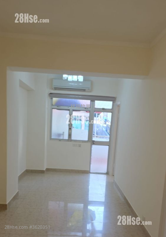 Tuck Wun Mansion Rental 3 Bedrooms , 1 Bathroom 516 ft² ( 47.9 m² ) Tuck Wun Mansion Rental 3 Bedrooms , 1 Bathroom 516 ft² ( 47.9 m² )