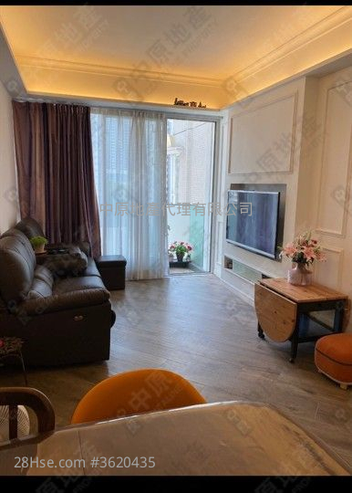 The Orchards Sell 2 Bedrooms 616 ft² ( 57.2 m² ) The Orchards Sell 2 Bedrooms 616 ft² ( 57.2 m² )
