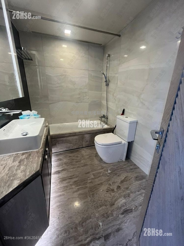 Ocean Pride Rental 2 Bedrooms , 1 Bathroom 530 ft² ( 49.2 m² ) Ocean Pride Rental 2 Bedrooms , 1 Bathroom 530 ft² ( 49.2 m² )